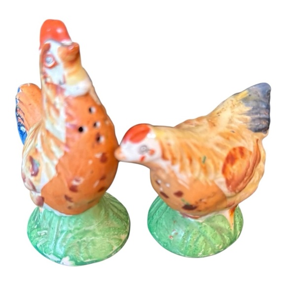 Vintage Rooster & Hen Salt & Pepper Shakers Japan - Picture 3 of 4